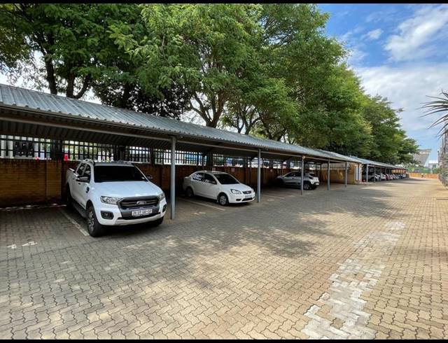 INDUSTRIAL PROPERTY TO RENT IN HALFWAY HOUSE